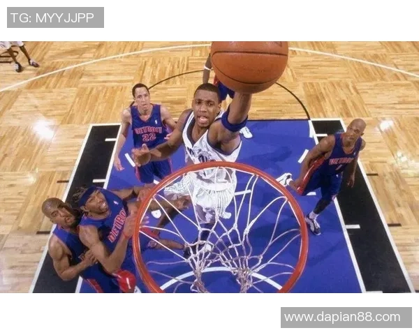 03年麦迪对阵活塞的经典时刻回顾与精彩集锦分析